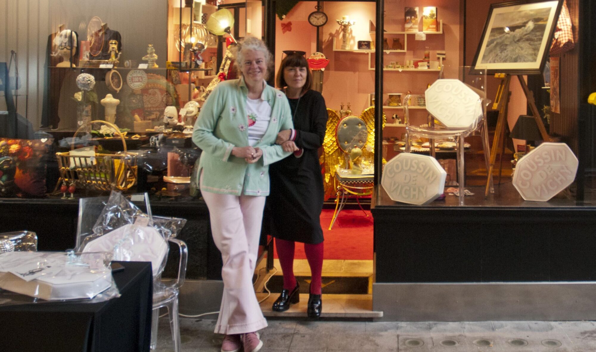 Bicentenaire Pastille de Vichy - Vernissage pour le Coussin de Vichy en présences des créateurs chez Valeska !